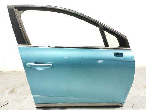 Foto 1ª: Puerta Delantera Derecha Renault Clio 1.6 E-TECH 145 B7MU) 94CV 69KW [H4M632] (2021)