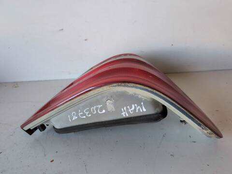 Foto 3ª: Piloto Trasero Derecho Mercedes Clase CLK 240 2.6 G 170CV 125KW BM 208) CABRIO 112940 (2000)