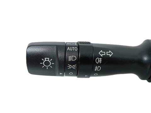 Foto 3ª: Mando Multifuncion Kia Ceed DRIVE 1 CRDI CAT 90CV [D4FB] (2012)