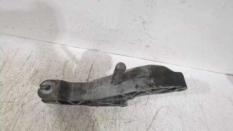 Foto 3ª: Soporte Motor Opel Zafira 1.9 CDTI M75) 120CV [Z 19 DT] (2005)