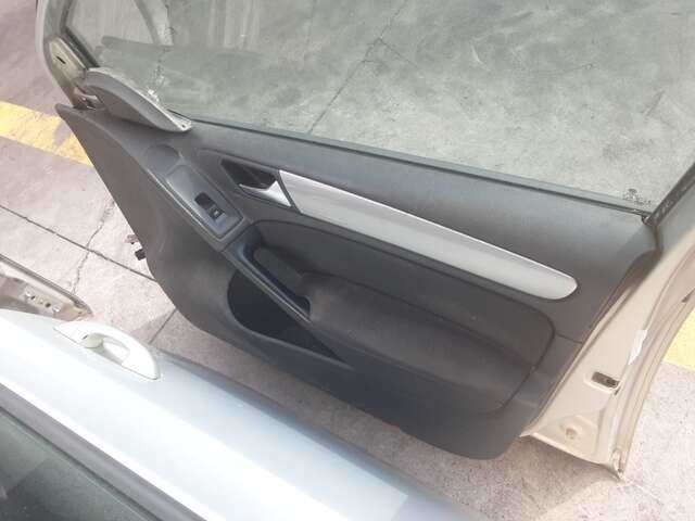 Foto 3ª: Puerta Delantera Derecha Volkswagen Golf 2.0 TDI 140CV [CFFB] (2011)