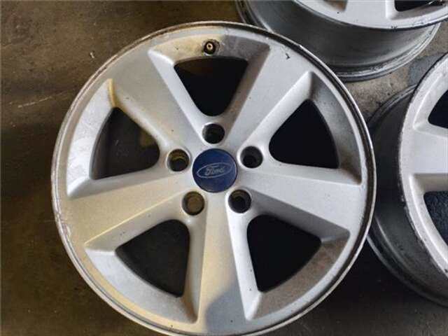 Foto 2ª: LLanta Chapa Ford Focus 1.8 TDCI [KKDA]