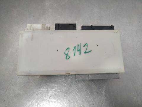 Foto 3ª: Caja Reles Fusibles Bmw X5 3.0I 231CV 170KW [M54B30] (2002)