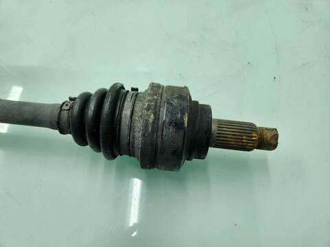Foto 2ª: Transmision Trasera Derecha Bmw Serie 1 114 116D 116CV 85KW [N47D20C] (2013)