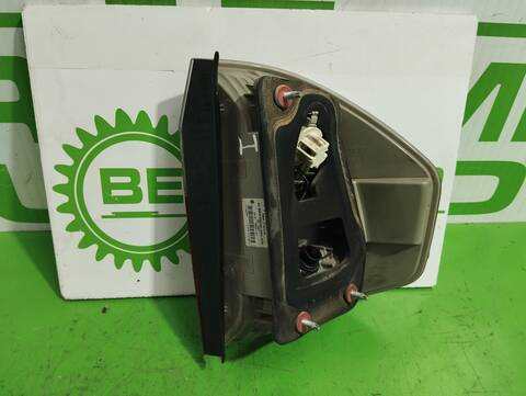 Foto 2ª: Piloto Trasero Izquierdo Bmw X3 2.0 16V DIESEL CAT 150CV 110KW [M47T2] (2006)