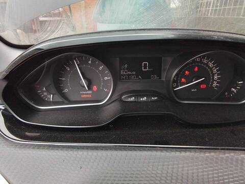 Cuadro de Instrumentos Peugeot 208 STYLE 82CV 60KW