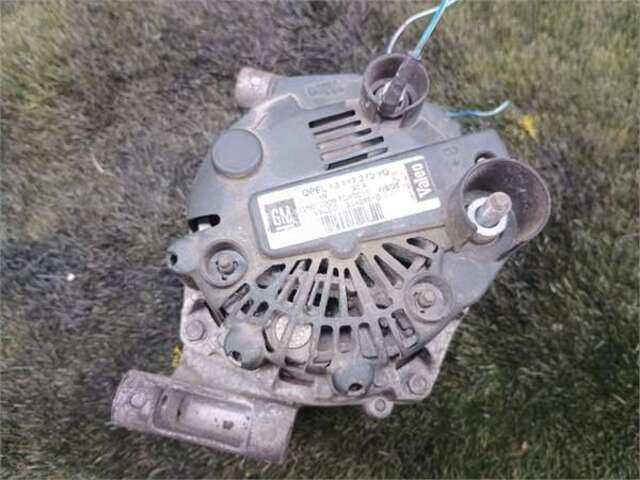 Foto 3ª: Alternador Opel Corsa 1.3 SILVERLINE [1.3 LTR. - 51 KW 16V CDTI CAT (Z 13 DT - LN9)] [Z 13 DT / LN9]