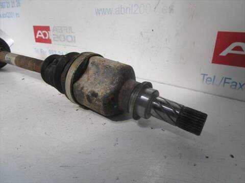 Foto 3ª: Transmision Delantera Izquierda Renault Megane 1.5 DCI BM0F CM0F) 82CV 60KW II BM0/1_ CM0/1_) [D/ K9K D 7] (2003)