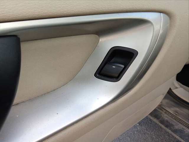 Foto 2ª: Botonera Elevalunas Subaru Legacy 2.0 D AWD BPD) 150CV 110KW [EE20Z] (2008)
