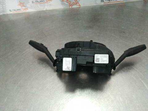 Foto 3ª: Mando Luces Bmw Serie 1 114 118D BERLINA 122CV 90KW [204D4 D] (2005)