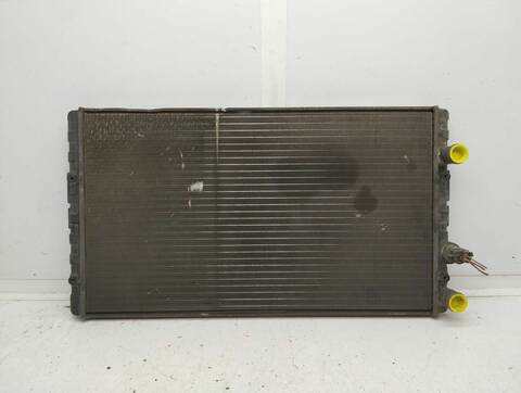 Foto 1ª: Radiador Motor Volkswagen Polo CONCEPTLINE BERLINA 60CV 44KW [AUD] (2000)