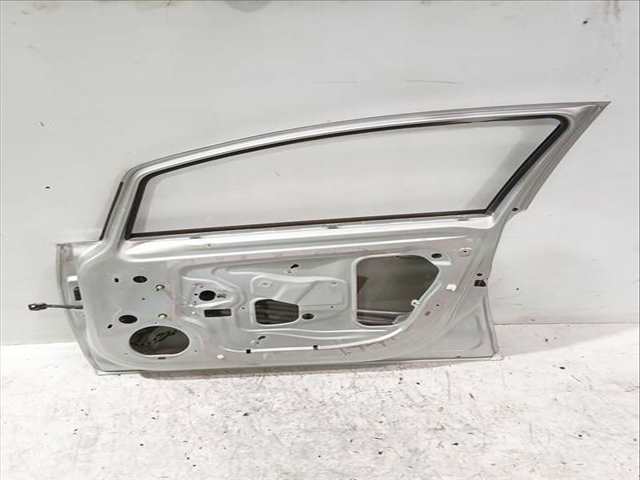 Foto 3ª: Puerta Delantera Derecha Opel Corsa 1.3 CDTI L08 L68) 75CV 55KW [A 13 DTC,Z 13 DTJ] (2014)
