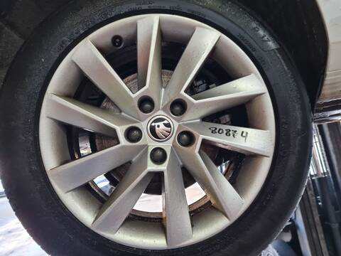 LLanta Chapa Skoda Superb ACTIVE 150CV 110KW