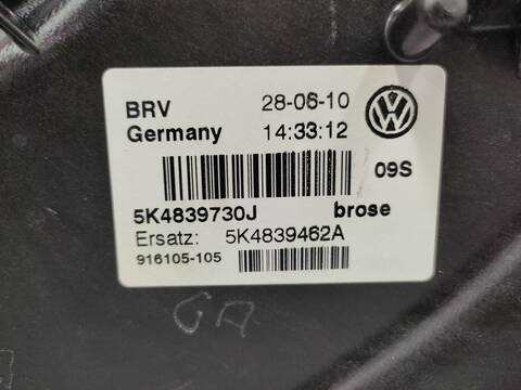 Foto 3ª: Elevalunas Manual Trasero Derecho Volkswagen Golf 1.6 TDI 105CV 77KW [CAY] (2010)
