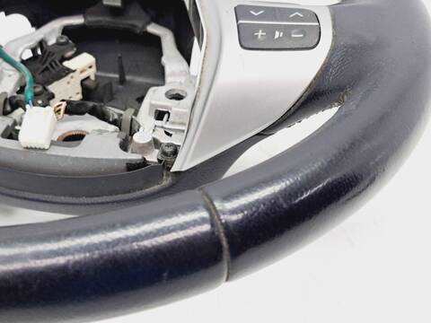 Foto 3ª: Volante Toyota Avensis 2.0 D-4D CAT 124CV 91KW [1AD] (2014)