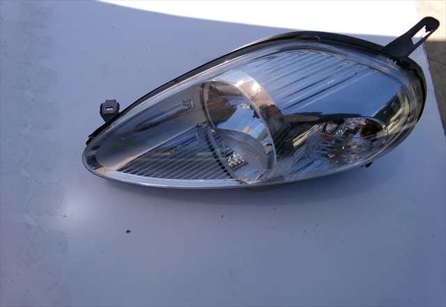 Faro Izquierdo Fiat Punto 1.3 JTD 2006-2012