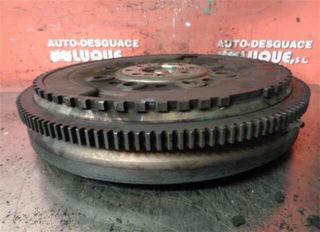 Foto 3ª: Volante Motor Mercedes Clase C 160 1.8 180 COMPRESSOR (203.046) [1.8 LTR. - 105 KW CAT] [M 271.946]