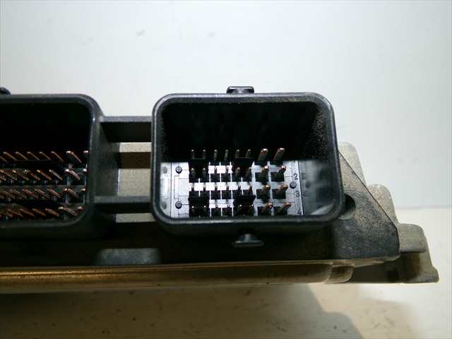 Foto 4ª: Centralita Motor ECU Citroen C4 1.6 HDI 2004-2010 [9HY] (2005)