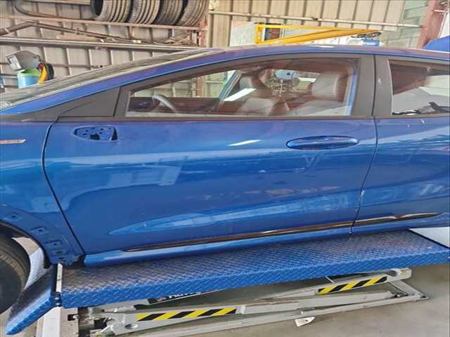 Foto 1ª: Puerta Delantera Izquierda Ford Puma 1.0 ECOBOOST MHEV 125CV 92KW [B7JA,B7JB] (2024)