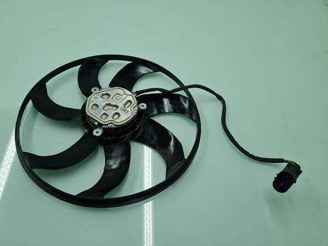 Foto 3ª: Electroventilador Volkswagen Golf COMFORTLINE BLUEMOTION 150CV 110KW [CZDA] (2016)