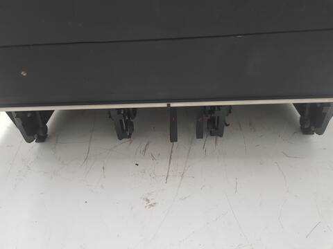 Foto 2ª: Asiento Trasero Central Volkswagen Multivan D T5 ATLANTIS (2004)