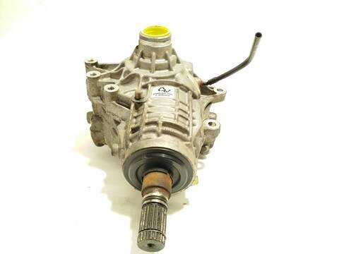 Foto 3ª: Caja Transfer Maserati Levante 3.0 D Q4 275CV 202KW [M 16164 D] (2017)