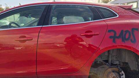 Puerta Trasera Izquierda Volvo V40 KINETIC