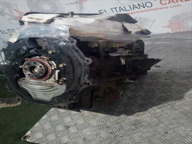 Foto 4ª: Bloque Motor Mitsubishi Montero 3.2 DI-D ALL-FOUR 5-PTAS.) 160CV 118KW [D 4M41] (2002)