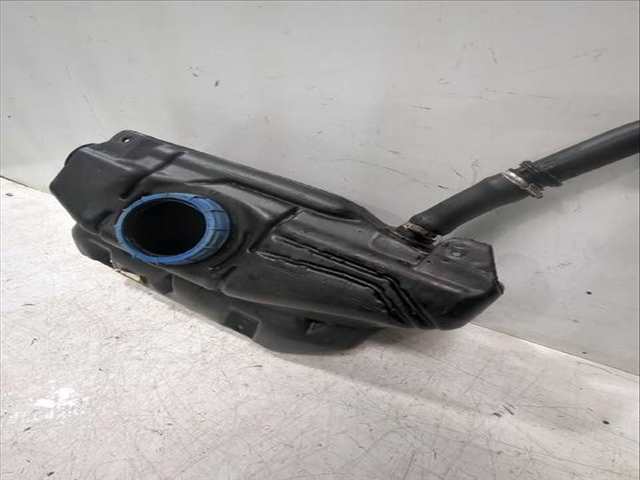 Foto 3ª: Deposito de Combustible Peugeot 107 1.4 HDI 54CV [8HT (DV4TD)] (2005)