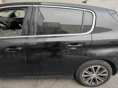 Foto 1ª: Puerta Trasera Izquierda Peugeot 308 HNY (2013)