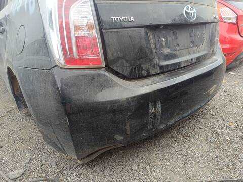 Foto 3ª: Paragolpes Trasero Toyota Prius PLUG-IN HYBRID ADVANCE 136CV 100KW (2012)