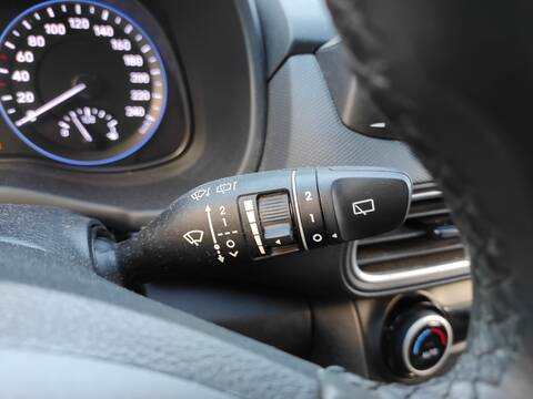 Mando Multifuncion Hyundai Kona D4FE