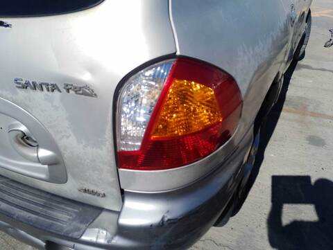 Foto 2ª: Piloto Trasero Derecho Hyundai Santa Fe 2.0 GLS CRDI 113CV 83KW [D4EA] (2002)