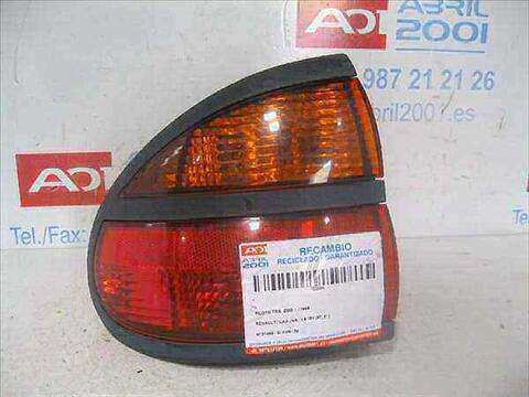 Piloto Trasero Izquierdo Renault Laguna 1.6 16V B568 B561) 107CV 79KW