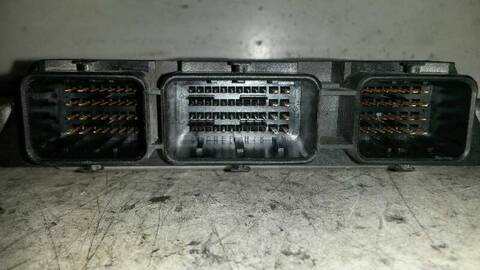 Foto 2ª: Centralita Motor ECU Renault Megane 1.9 DCI DIESEL BERLINA 120CV 88KW II BERLINA 5P [F9Q B8] (2002)