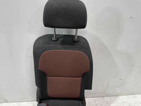 Foto 3ª: Asientos Traseros Skoda Yeti ACTIVE 105CV 77KW [CBZB] (2014)