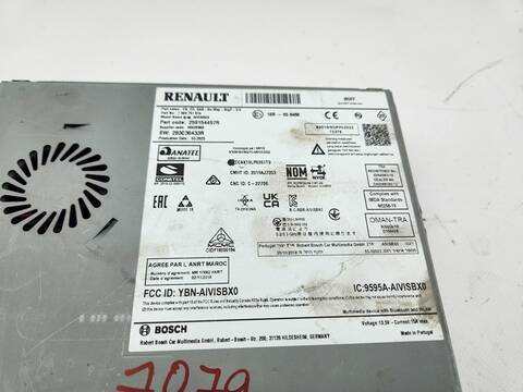 Foto 2ª: Sistema Audio Radio CD Renault Clio EQUILIBRE 100CV 74KW [K9K876] (2023)