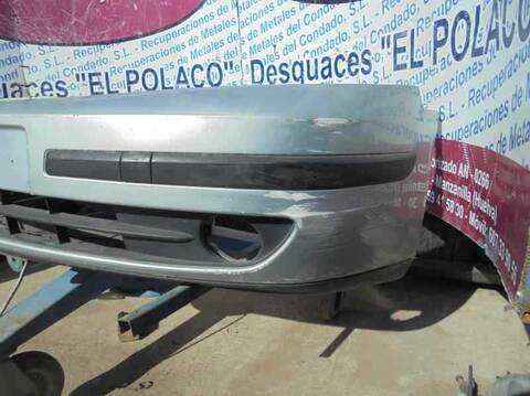Foto 2ª: Paragolpes Delantero Renault Laguna AUTHENTIQUE 100CV 74KW [F9Q N7] (2004)