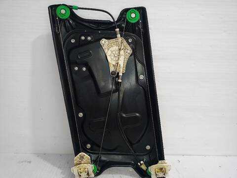 Foto 3ª: Elevalunas Eléctrico Delantero Derecho Land Rover Discovery TDV6 HSE AUT. 245CV [306DT] (2009)