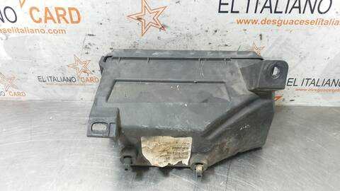 Foto 4ª: Caja Reles Fusibles Mercedes Clase ML 320 3.0 CDI W164) 224CV 165KW 164.122) [OM642940] (2006)