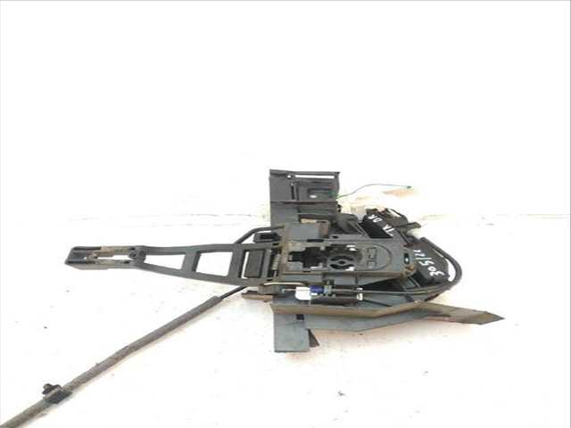 Foto 3ª: Cerradura Puerta Trasera Derecha Ford Focus 1.5 TDCI (2010)