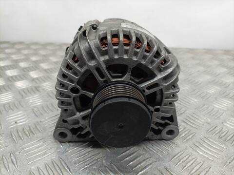 Foto 1ª: Alternador Toyota Prius XTR 156CV 115KW [4HK] (2011)