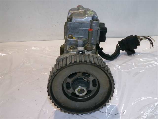 Foto 3ª: Bomba Inyeccion Volkswagen Golf 1.9 TDI SERIE 4,1998-2004 [AHF] (1999)
