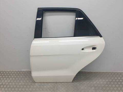 Puerta Trasera Izquierda Mercedes Clase ML 250 2.1 CDI 204CV 150KW AUT. 166.004) W166) OM651