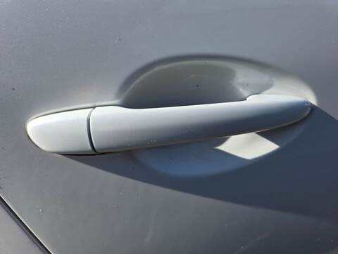 Maneta Exterior Trasera Derecha Mazda 2 ZENITH 116CV 85KW