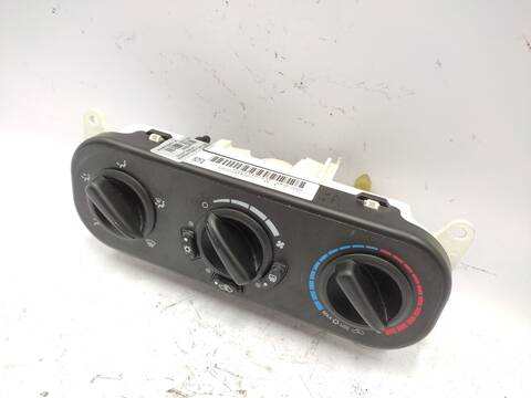 Foto 2ª: Mando Calefacción A. A. Dodge Caliber 2.0 CRD 140CV 103KW [ECD,ECE] (2010)