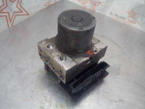 Foto 4ª: Abs Ford Transit FT 300 M CABINA SIMPLE MEDIA 125CV 92KW CAJA ABIERTA [CYRB] (2013)