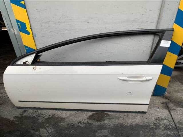 Puerta Delantera Izquierda Volkswagen Passat 2.0 TDI 110CV BERLINA