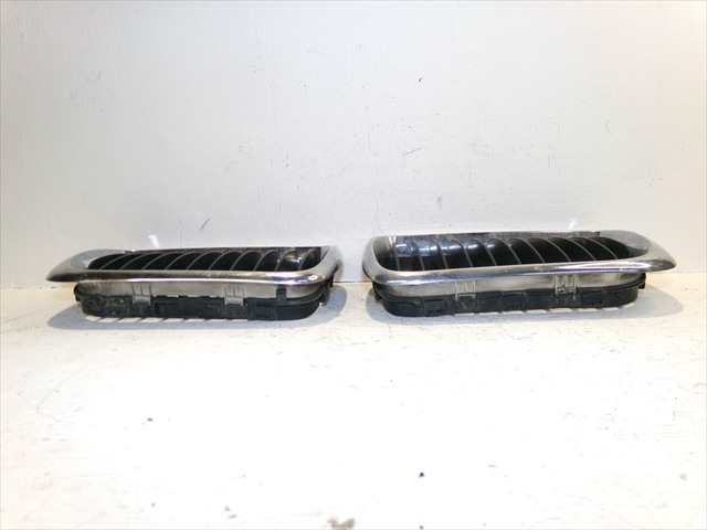 Foto 2ª: Rejilla Delantera Bmw Serie 3 316 1.6 G E36,1990-1998 [164E2] (1997)