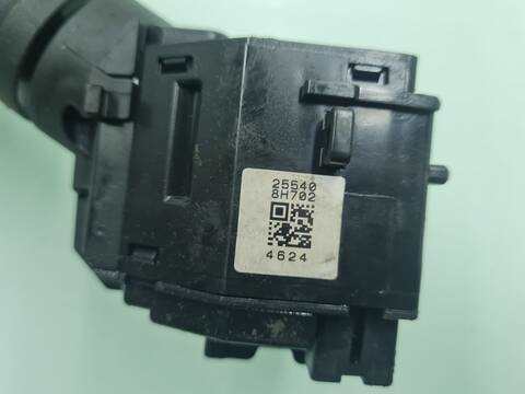 Foto 2ª: Mando Multifuncion Nissan Terrano AVENTURA 154CV 113KW [ZD30] (1993)
